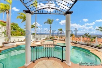 20 Sierra Vista in Laguna Niguel, CA - Foto de edificio - Building Photo