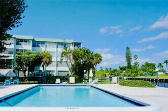 2731 Taft St in Hollywood, FL - Building Photo - Building Photo