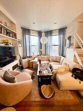 384 Commonwealth Ave in Boston, MA - Building Photo - Building Photo