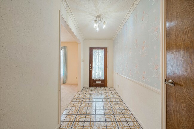 8706 Tavistock Dr in Houston, TX - Building Photo - Building Photo