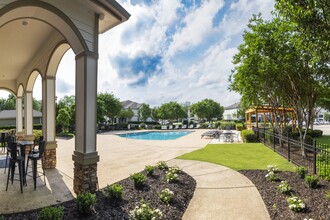 Stockwell Landing Apartment Homes in Bossier City, LA - Building Photo - Building Photo