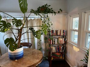 85 Birch Ave in Princeton, NJ - Foto de edificio - Building Photo