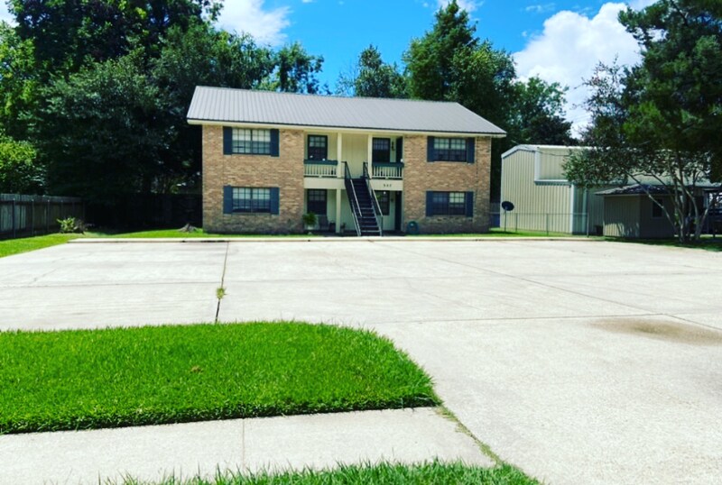 307 Ave B-Unit -2 in Youngsville, LA - Building Photo