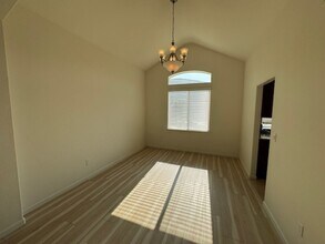 4299 Sardonyx Way in Rancho Cordova, CA - Building Photo - Building Photo