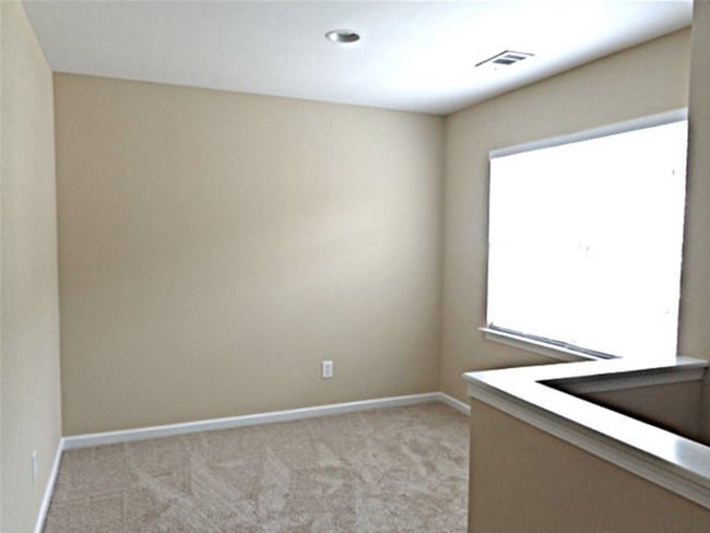 property at 5729 Brookfield Pointe Dr