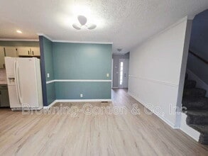 5210 Village Way in Nashville, TN - Building Photo - Building Photo