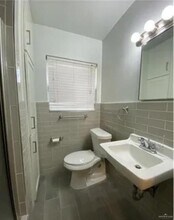 1927 Daffodil Ave in McAllen, TX - Building Photo - Building Photo