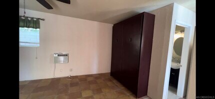 1225 E Buena Vista Dr in Palm Springs, CA - Building Photo - Building Photo
