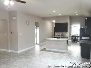 8915 Ramelle Cove in San Antonio, TX - Building Photo - Building Photo
