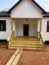 145 Highland Hills Dr in Campobello, SC - Building Photo - Building Photo