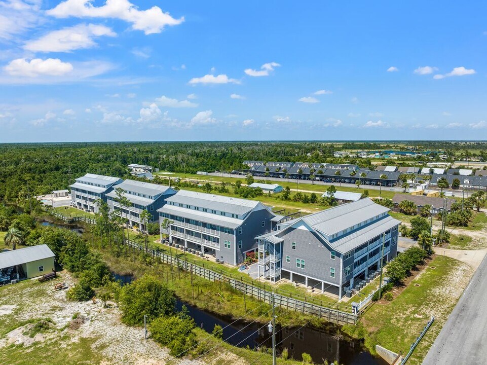 1120 15th St in Mexico Beach, FL - Building Photo