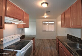 4022 E Portland St in Phoenix, AZ - Building Photo - Building Photo
