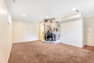 2142 Robins Ave in Ogden, UT - Building Photo - Building Photo