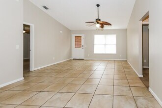 237 SW Pisces Terrace in Port St. Lucie, FL - Building Photo - Building Photo