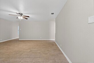 9930 Trendwood in San Antonio, TX - Building Photo - Building Photo