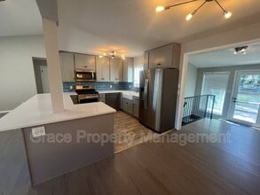 4890 E Kansas Dr in Denver, CO - Building Photo - Building Photo