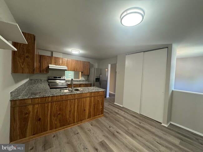 9728 Summer Park Ct in Columbia, MD - Foto de edificio - Building Photo