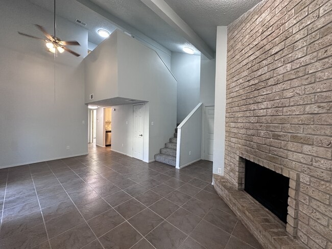 5102 Middlecoff Dr in Corpus Christi, TX - Building Photo - Building Photo