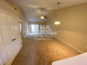 3389 Hyde Pl Cir in Winston-Salem, NC - Building Photo - Building Photo