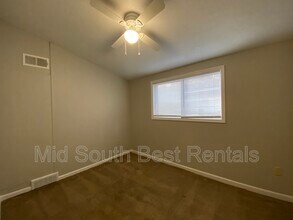 3693 Shoreham Dr in Memphis, TN - Building Photo - Building Photo