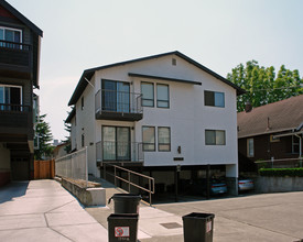 1757 NW 59th St in Seattle, WA - Foto de edificio - Building Photo