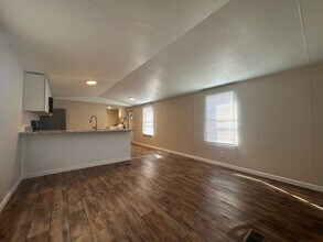 119 N Kings St in Hubert, NC - Building Photo - Building Photo