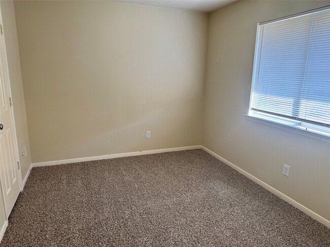 property at 2311 Slate Ridge Ln