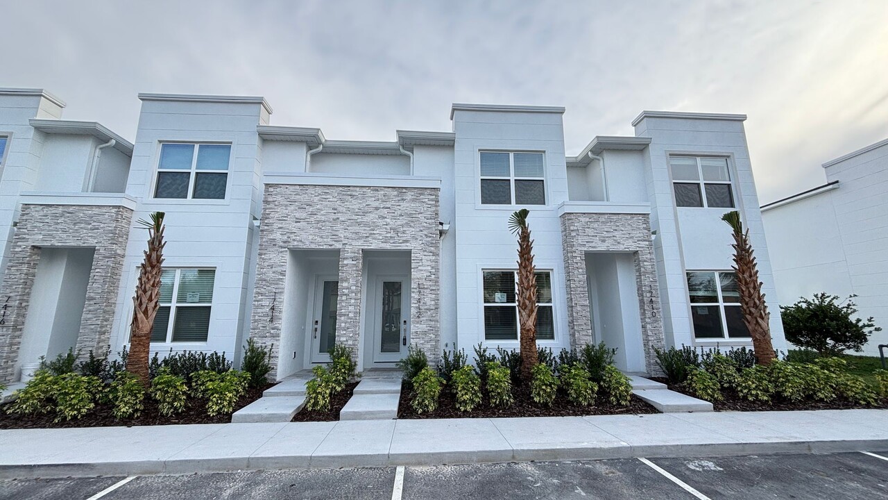 17412 Serenidad Blvd in Clermont, FL - Building Photo