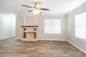 15924 Lawyers Rd in Matthews, NC - Building Photo - Building Photo