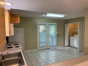 3489 S Oaklawn Cir in Bloomington, IN - Building Photo - Building Photo