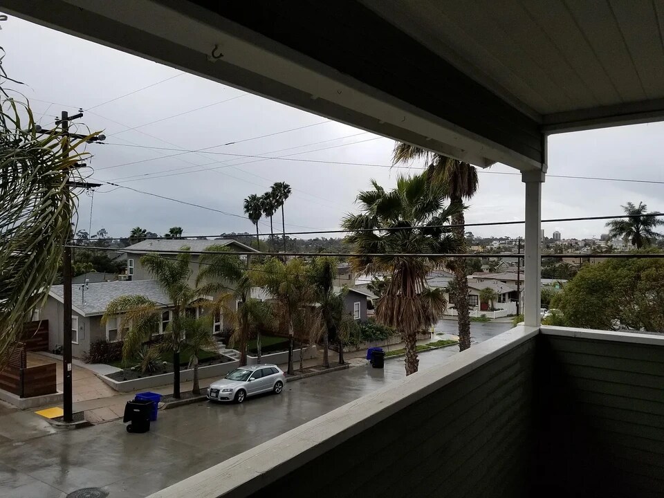 2628 Landis St in San Diego, CA - Foto de edificio