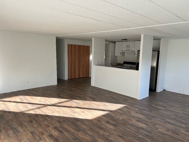 3323 Kittles St in Mims, FL - Foto de edificio - Building Photo