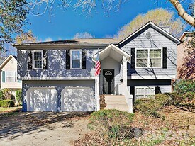 4182 Mistymorn Wy in Powder Springs, GA - Building Photo