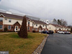 312 Walnut Ct Way in Kennett Square, PA - Building Photo