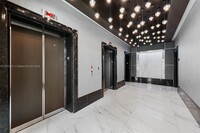 951 Brickell Ave, Unit 4211 in Miami, FL - Building Photo - Building Photo