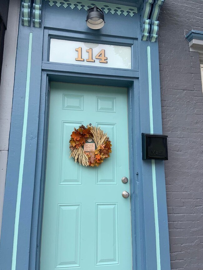 114 S 17th St in Pittsburgh, PA - Building Photo - Building Photo