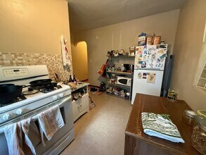 606 E Elm St in Urbana, IL - Building Photo - Building Photo