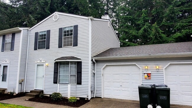 property at 821 Kaiser Rd NW