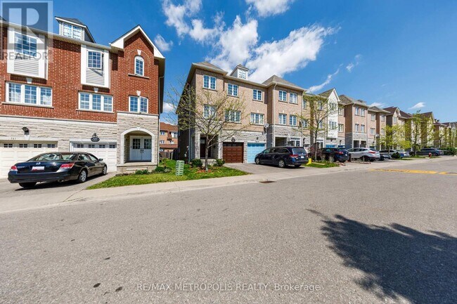 781 Candlestick Cir in Mississauga, ON - Building Photo - Building Photo