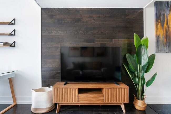 444 W 48th St in New York, NY - Building Photo - Building Photo
