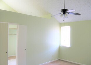 8846 N Rylander Cir in Houston, TX - Building Photo - Building Photo