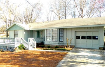 471 Lawrence Dr in Evans, GA - Building Photo - Building Photo