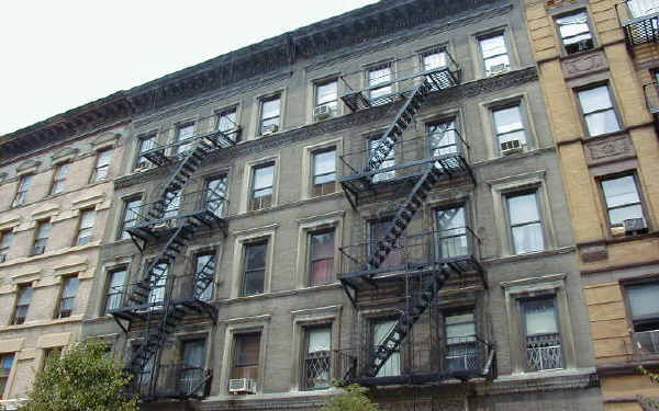 251 W 109th St in New York, NY - Foto de edificio