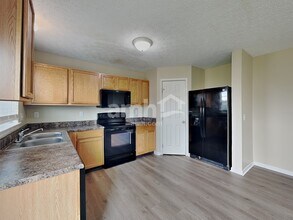 1419 Galway Bnd N in Pataskala, OH - Building Photo - Building Photo