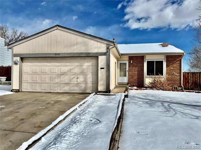 9393 W Wagon Trail Cir