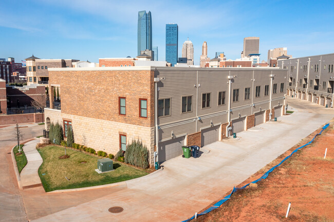 422 NE 1st St in Oklahoma City, OK - Foto de edificio - Building Photo