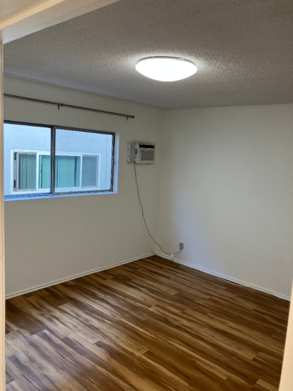 11707 Kiowa Ave in Los Angeles, CA - Foto de edificio - Building Photo