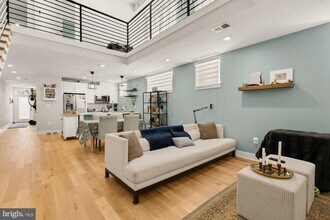 719 18th St NE in Washington, DC - Building Photo - Building Photo