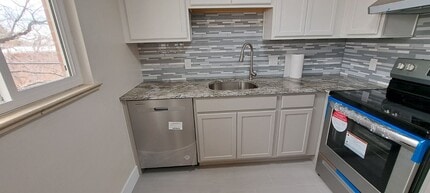 676 Moore St, Unit 676 in Lakewood, CO - Building Photo - Building Photo