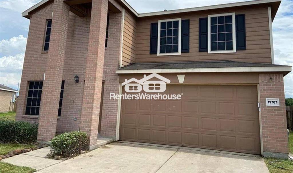 19707 Dayton Springs Dr in Cypress, TX - Building Photo